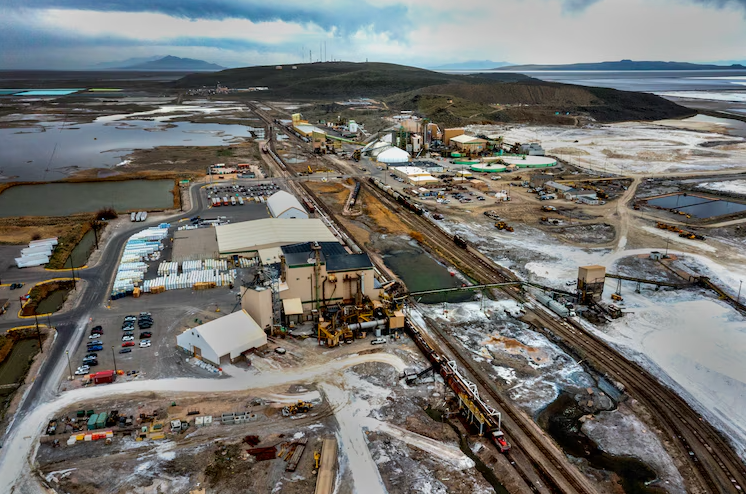The Great Salt Lake: A Troubled Source for Mineral Extraction